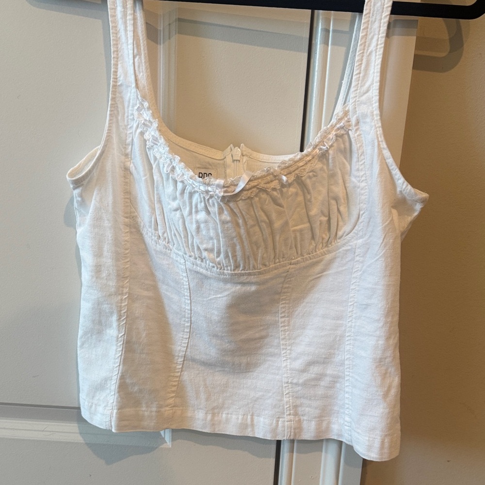 BDG White Zip Top - Size Large